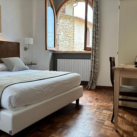 אסיסי Hotel La Fortezza מראה חיצוני תמונה