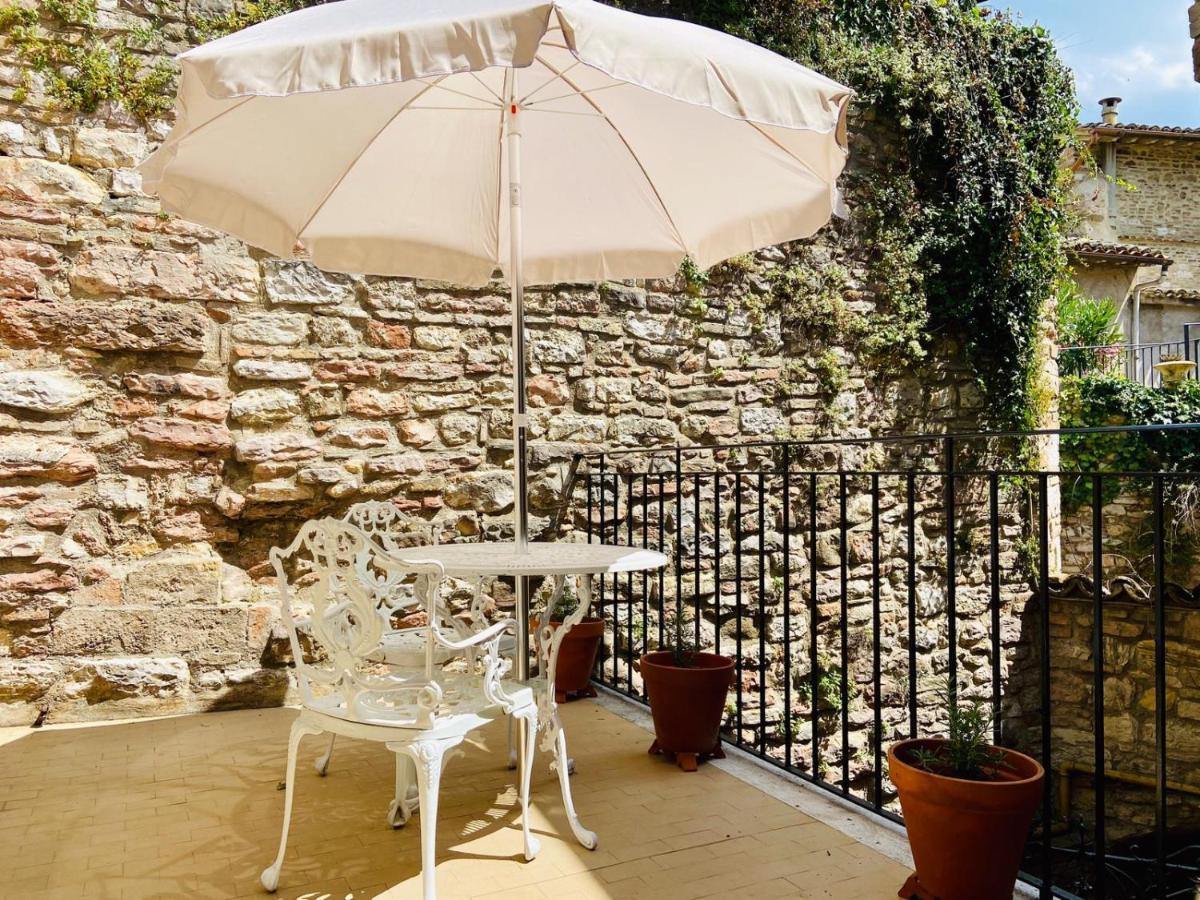 אסיסי Hotel La Fortezza מראה חיצוני תמונה